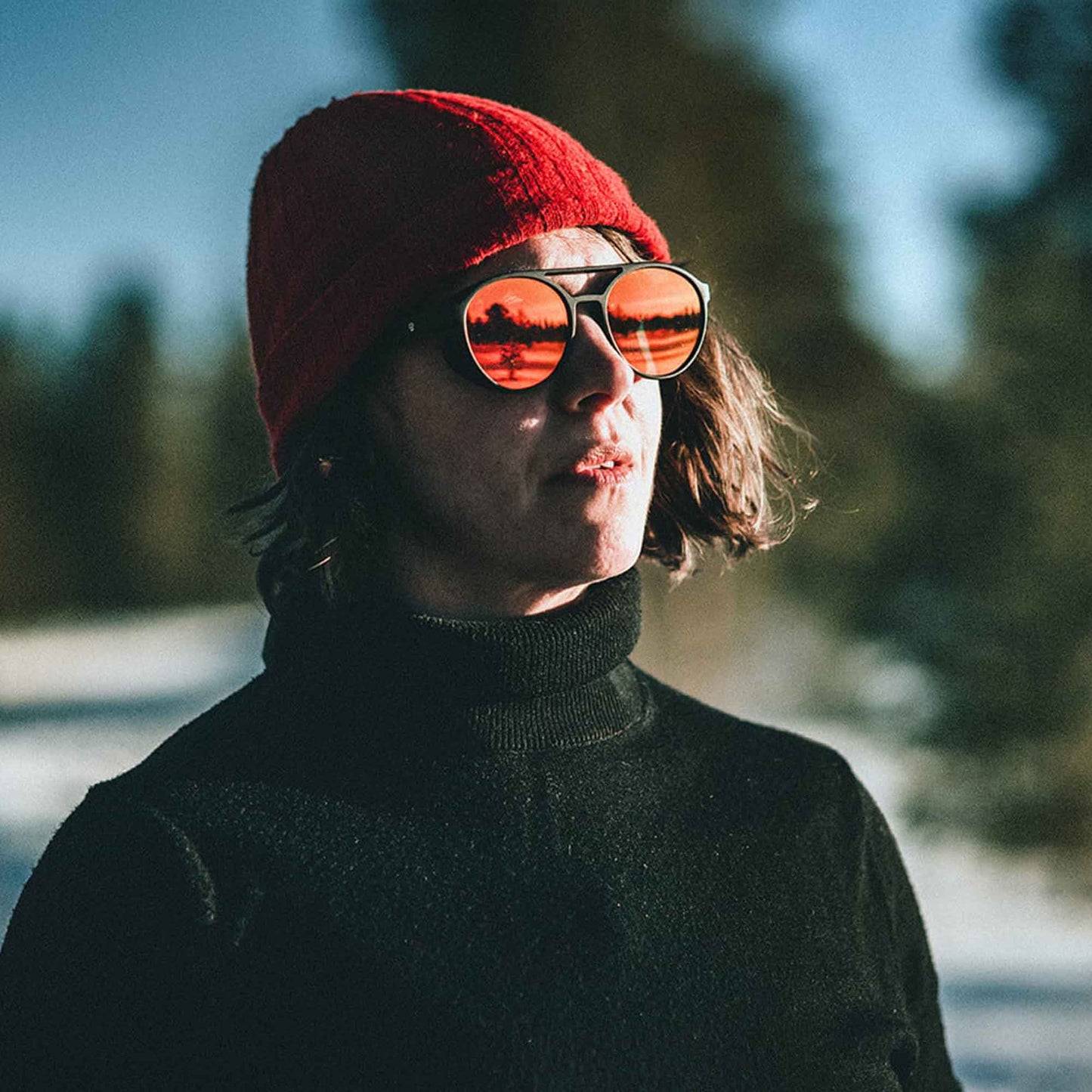 Rickard | Black / Red Mirror