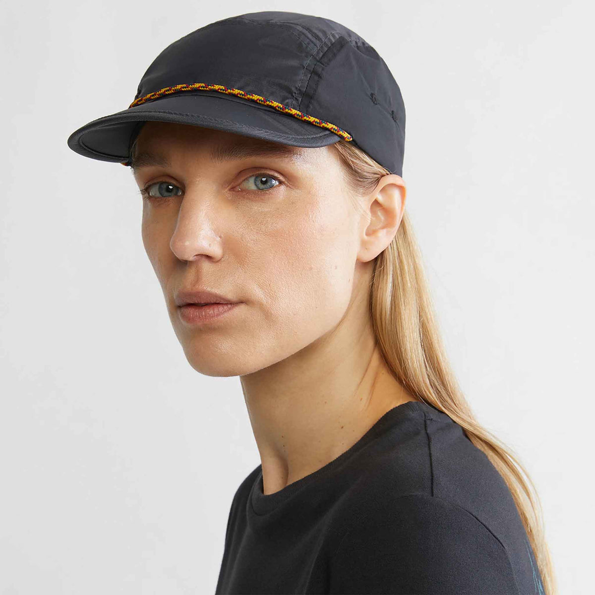 Runa Five Panel Cap | Raven