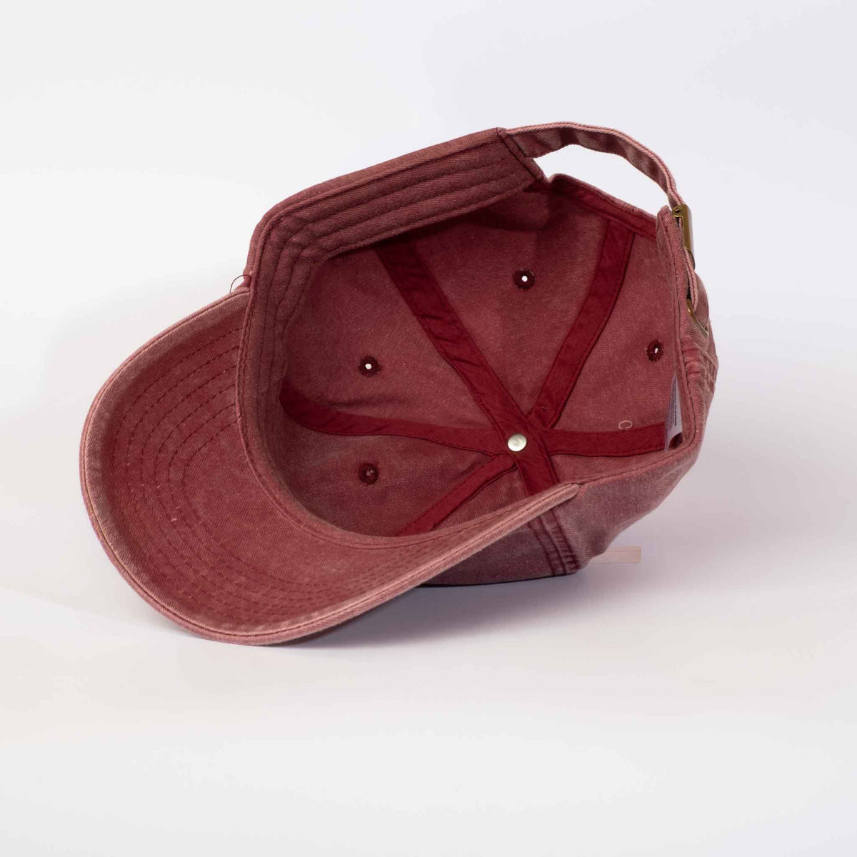Low profile Vintage Cap | Red / Black