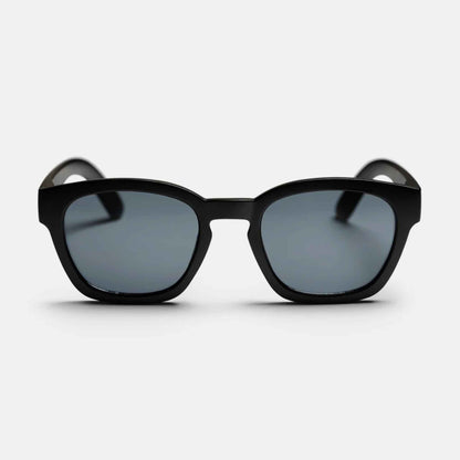 Vik | Black / Black