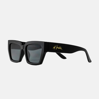 Ali 1 | Shiny Black / Black