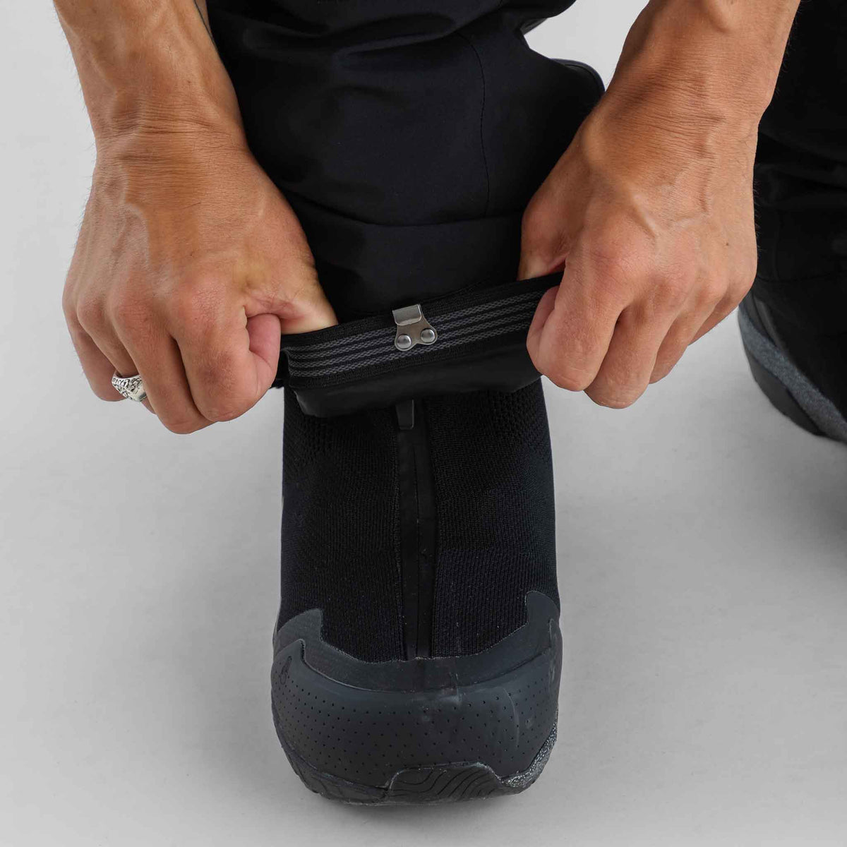 Tech Bib 2.0 3L | Black