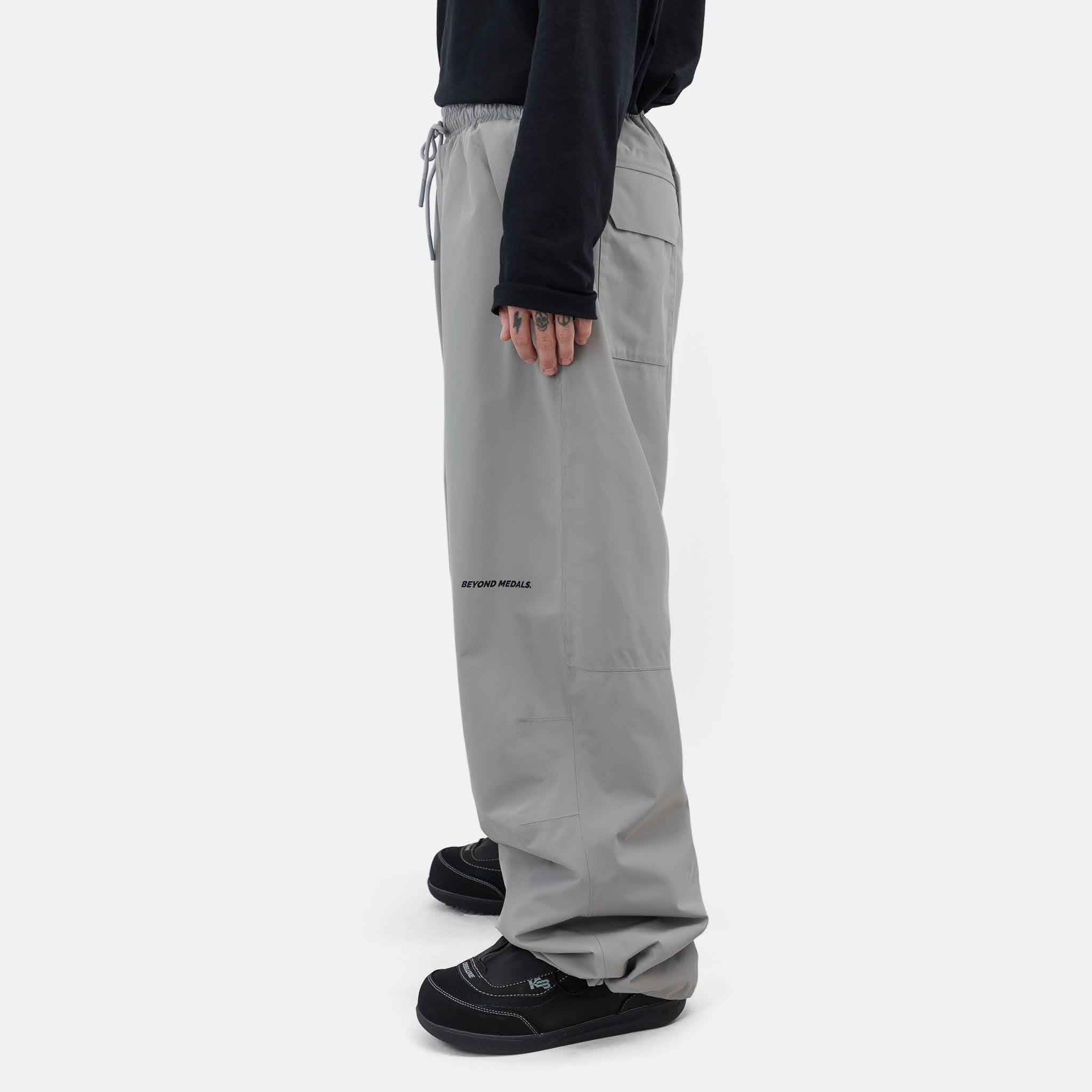 Beyond Medals Park Pants | Grey–INLANDET.se