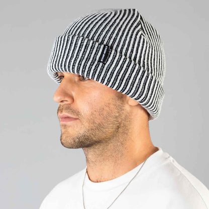 Short Beanie | White