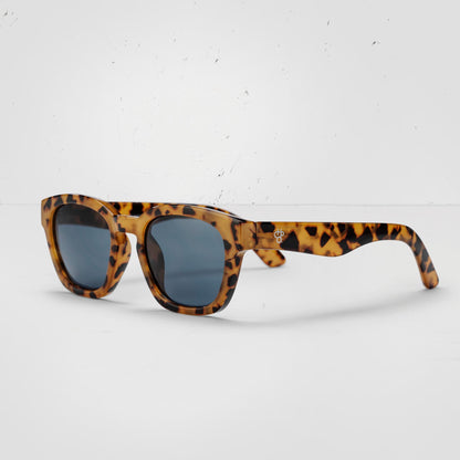 Vik | Leopard / Black