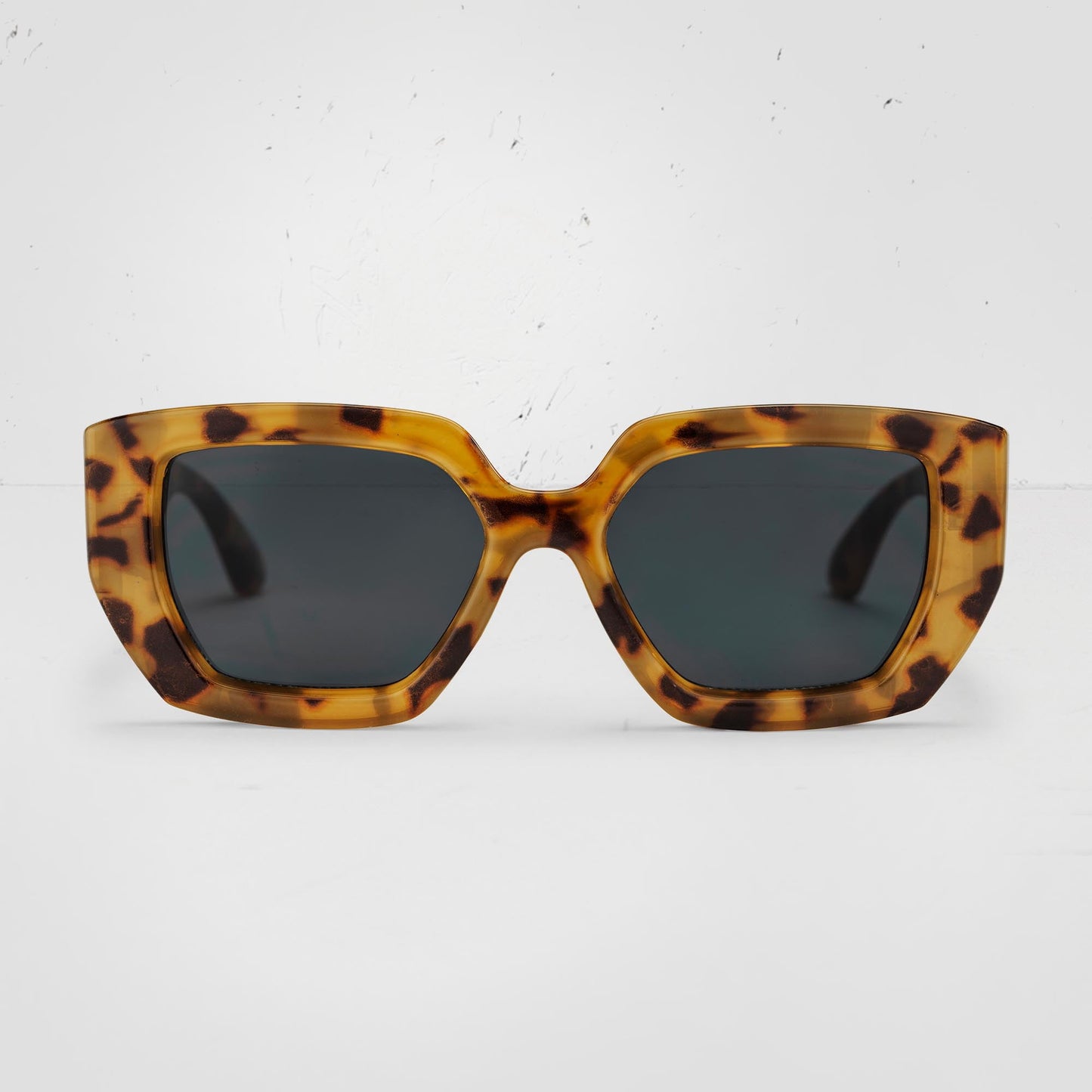 Hong Kong | Leopard / Black