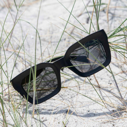 Anna | Black / Black