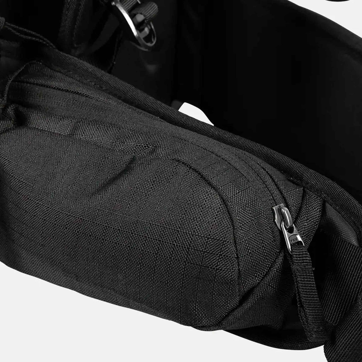 Further 25L | Stealth Black