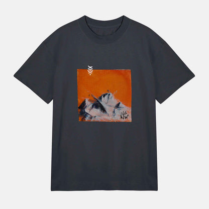 JW Röda Berg Boxy Tee | Svartgrå
