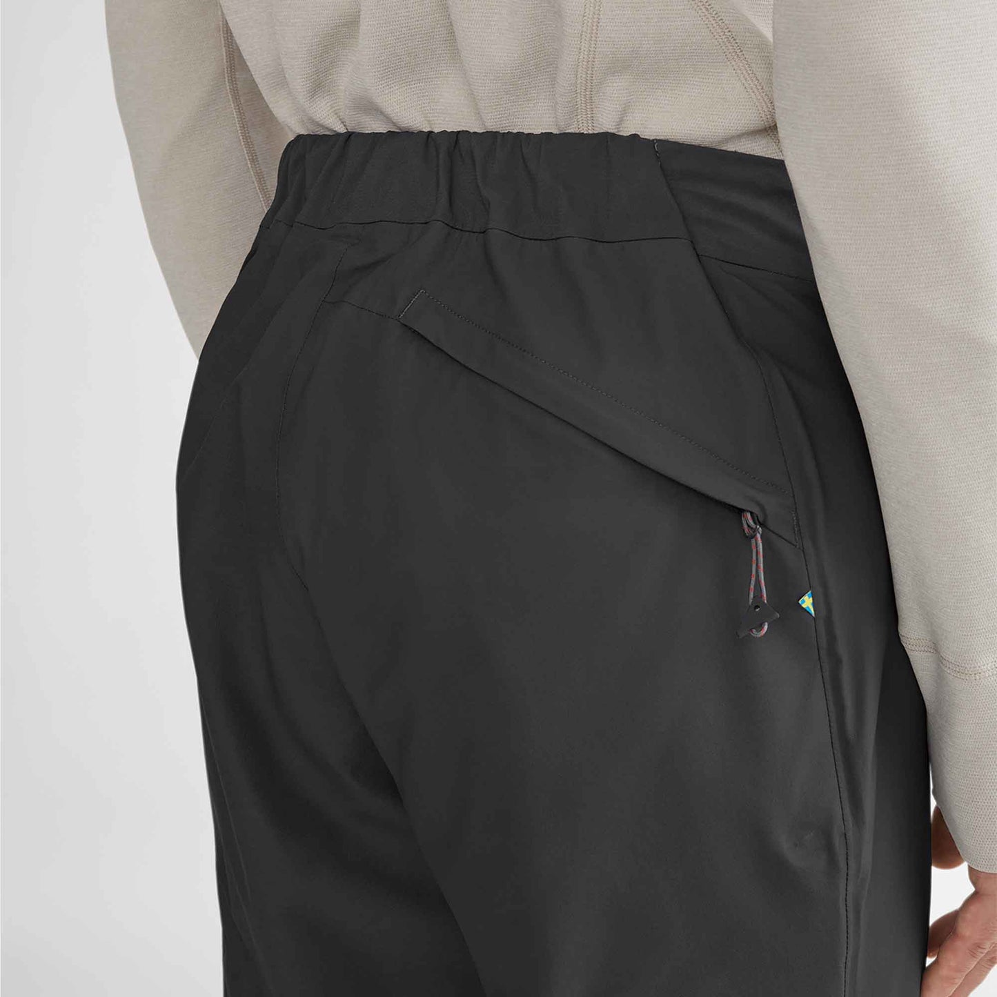 Asynja Pant | Raven Black