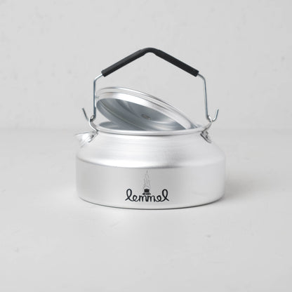 Kaffepanna i läderfodral