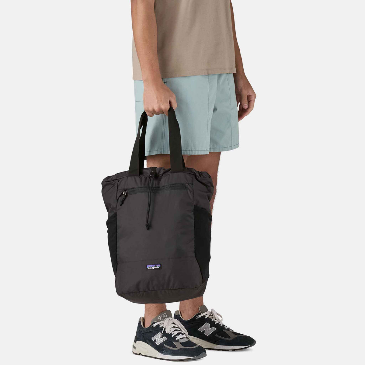 Terravia Tote Pack | BLK