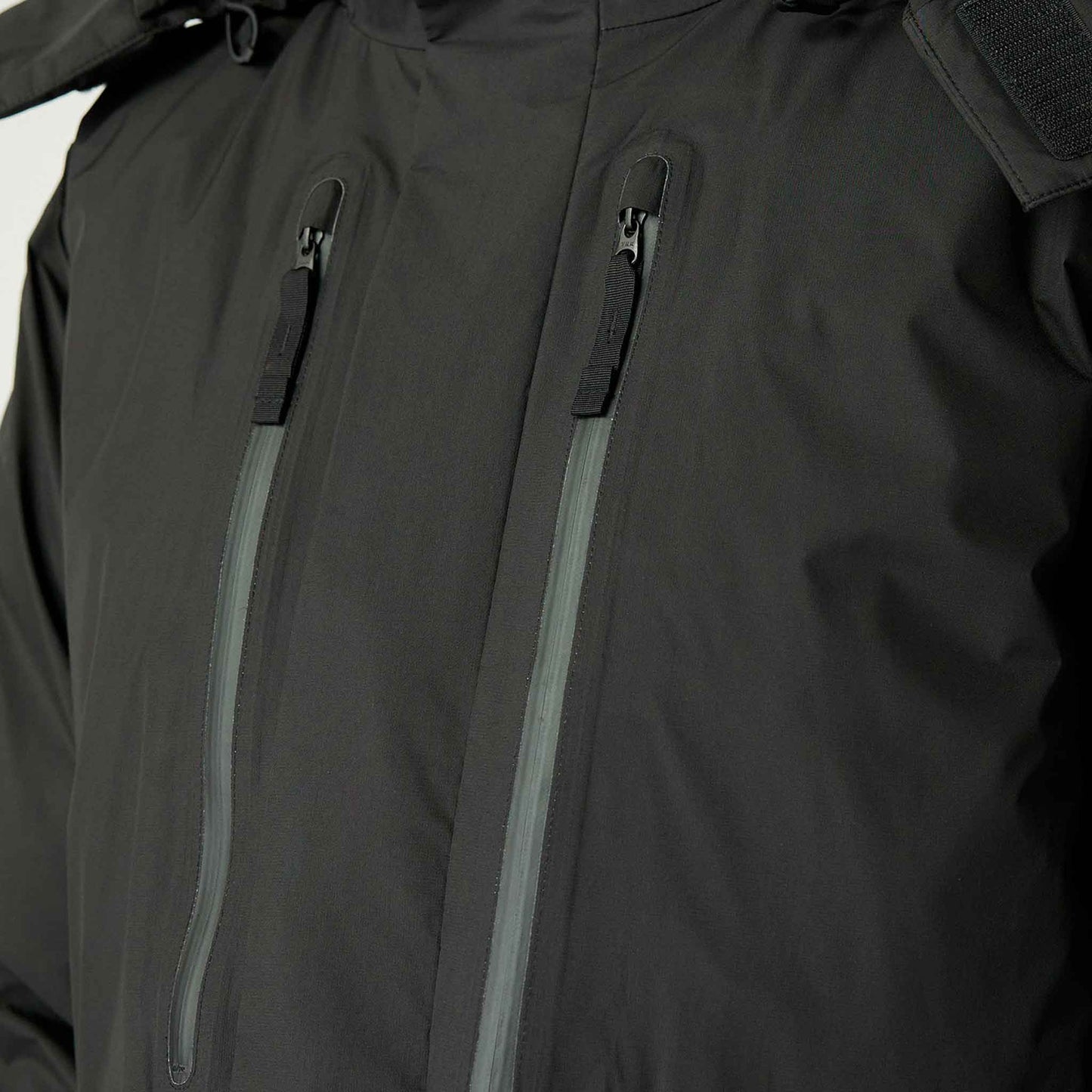 GORE-TEX Weatherproof Down Jacket | Black