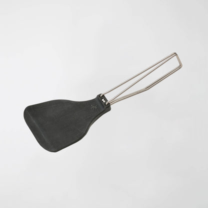 Yaen Turner Peta / Folding Spatula