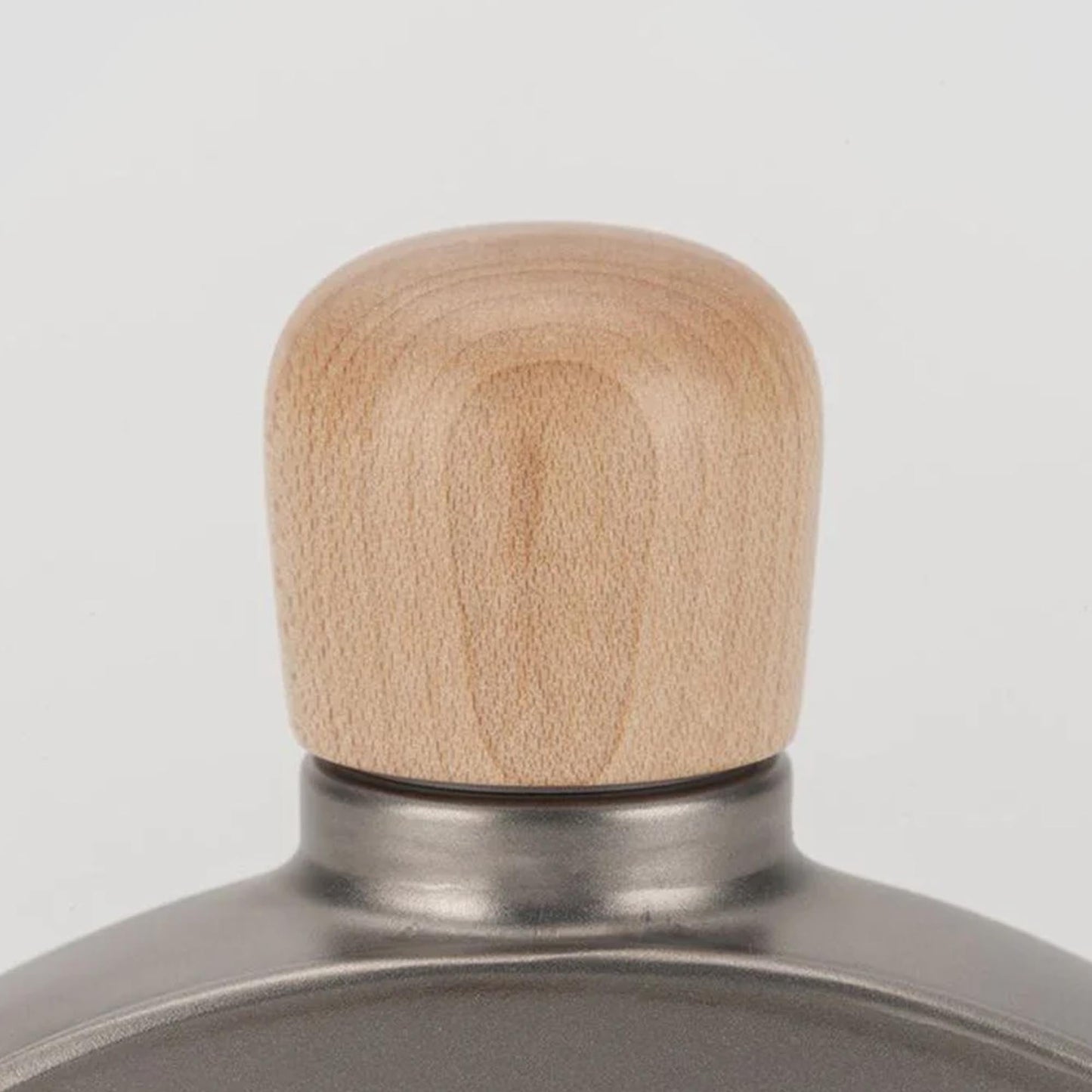Round Titanium Flask in 150 ml