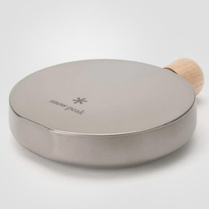 Round Titanium Flask in 150 ml