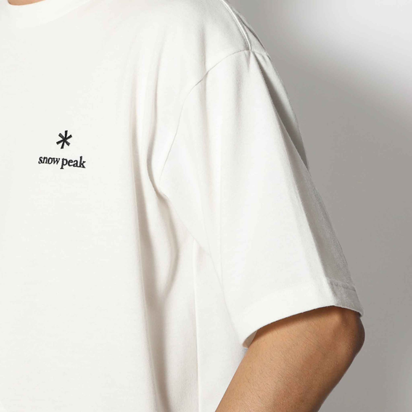 SP One Point Logo T shirt | White