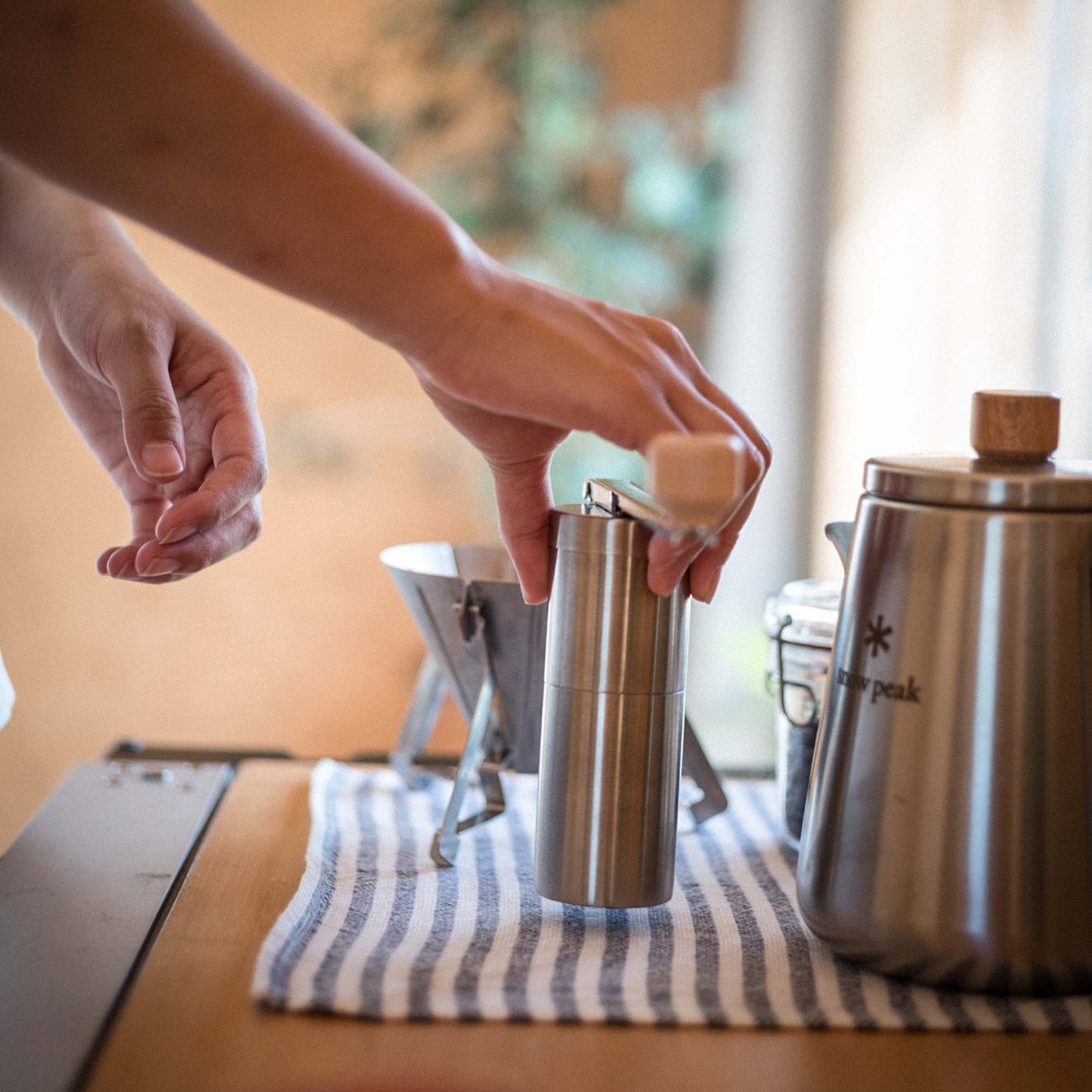 Field Barista Grinder